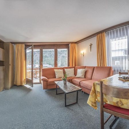 Apartments Bergrose Saas Fee Quarto foto