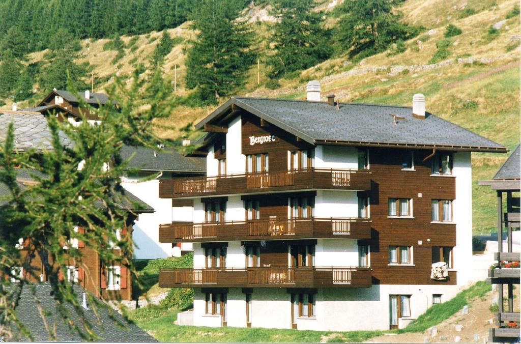 Apartments Bergrose Saas Fee Quarto foto